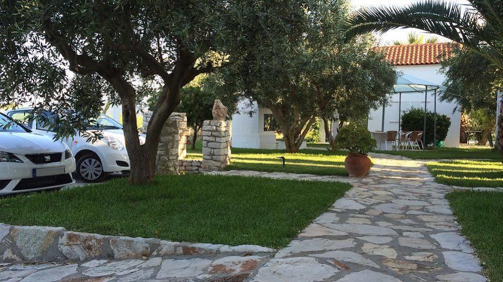 Houdis Houses Parálion Ástros Buitenkant foto